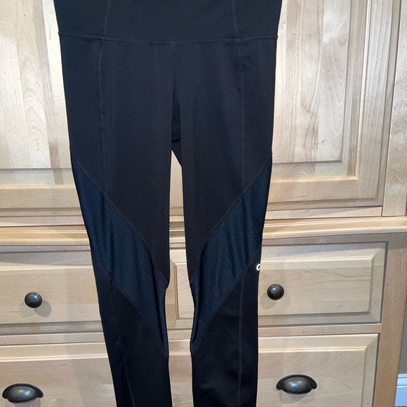 2/$15 GapFit black gfast workout leggings size small - Picture 8 of 11